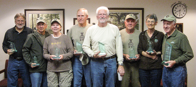 Traildogs receiving USFS Region 8 2012 Volunteer Organization of the Year Award